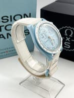 Omega x Swatch - MoonSwatch - Mission to Uranus - Sans prix, Bijoux, Sacs & Beauté
