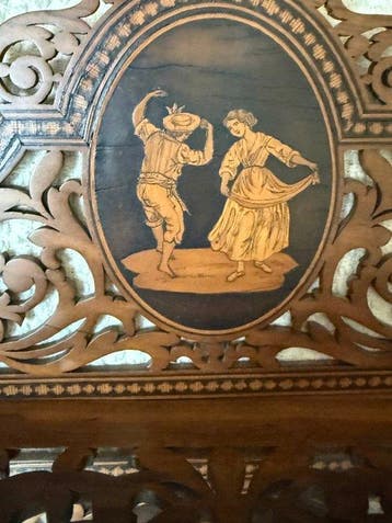 Plank - Olive - Sorrento Marquetry, Antiek en Kunst