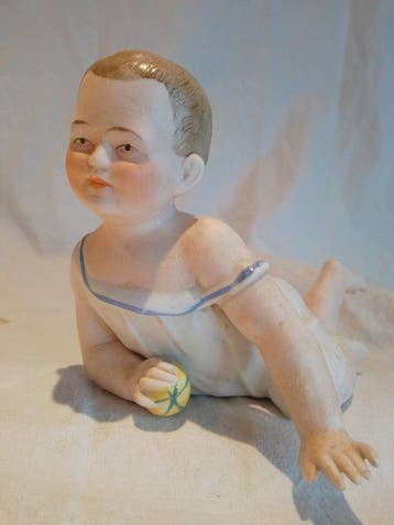 Piano baby - Gebruder Heubach - Figuur - Baby piano -