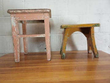Tabouret (2) - Tabourets datelier en bois polonais antiques