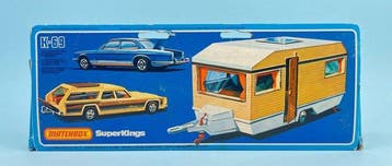 Matchbox 1:32 - Modelauto - K-69 Caravan Touring Set with, Nieuw