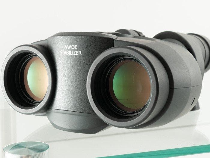 Observation binoculars - Canon 10x30 IS II with Image, Verzamelen, Foto-apparatuur en Filmapparatuur