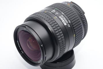 Nikon AF Nikkor 28-70mm f/3.5-4.5 D & 70-210mm f/4-5.6, Nieuw