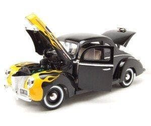 Motormax 1:18 - Coupé miniature - 1940 Ford Deluxe, Nieuw