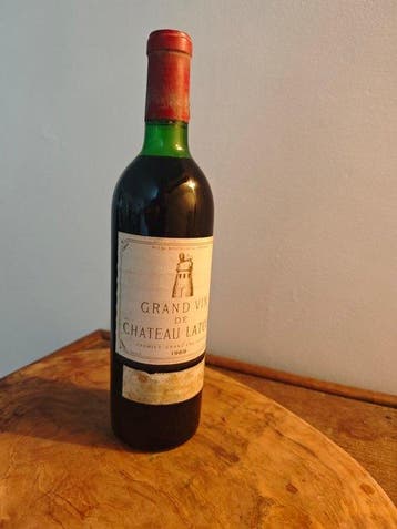 1969 Chateau Latour - Pauillac 1er Grand Cru Classé - 2, Verzamelen, Wijnen, Nieuw