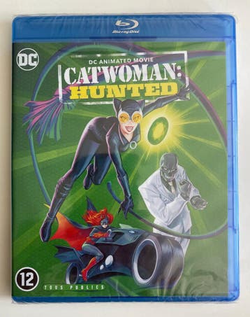 CATWOMAN: HUNTED (IN SEAL) (BLURAY)