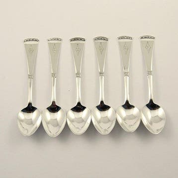 HANDWERK - Art Deco (1919-1924) Carrousel met 6 identieke