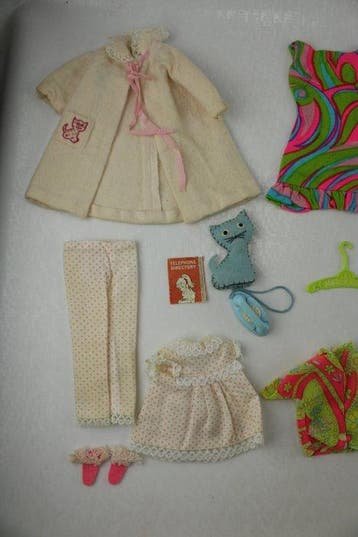 Mattel - Barbiepop Lot of Barbie / Frankie / Skipper /
