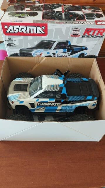 Arrma 1:10 - Model grondwerkmachine - Granite 4x4 665 Mega, Nieuw