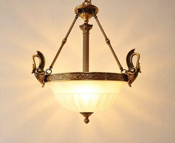 Plafondlamp - Plafondlamp van messing en opaalglas met een