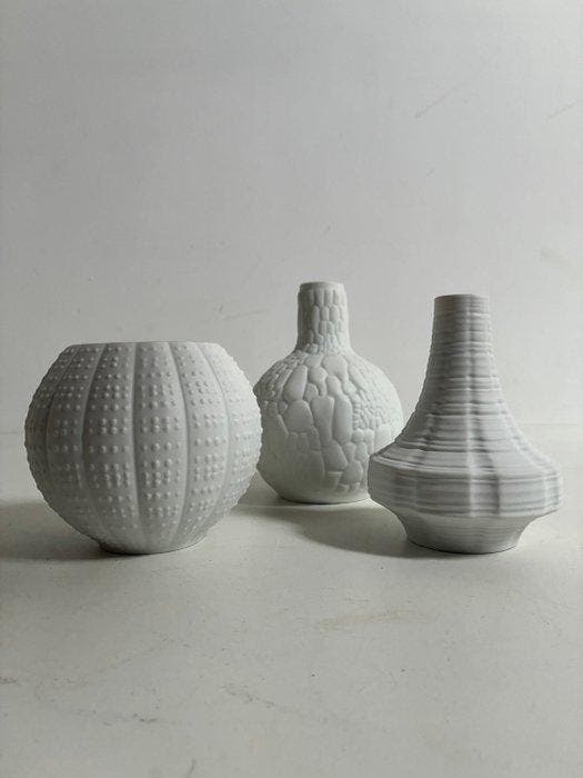 Vaas - Porselein - Set van drie vintage vazen, Antiek en Kunst, Kunst | Designobjecten