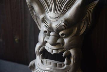 bodem - OniGawara / Onigawara is een amulet ter afweer van