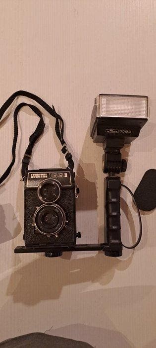 Lubitel, Metz 166b + Flash Metz Boxcamera
