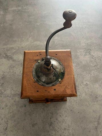 Peugeot frères Valentigney - Koffiemolen - Hout, Staal, Antiek en Kunst