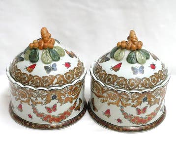 Panier à bonbons (2) - Porcelaine - émail peint à la main, Antiek en Kunst
