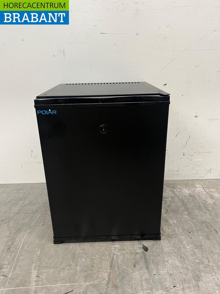 Polar GE579 Minibar Mini réfrigérateur 29 litres 230V Horeca, Zakelijke goederen, Horeca | Keukenapparatuur, Verzenden