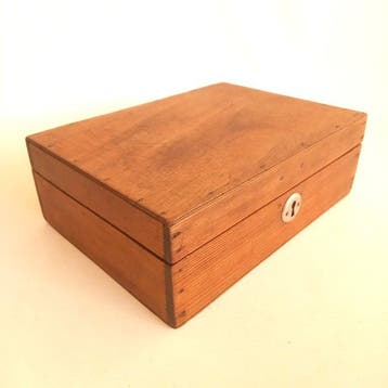 Pathe Baby - Necessaire dEntretien 1920s - Projector