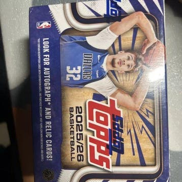 2025/26 Topps Gesigneerde kaart, Insert card - 1 Sealed box, Nieuw