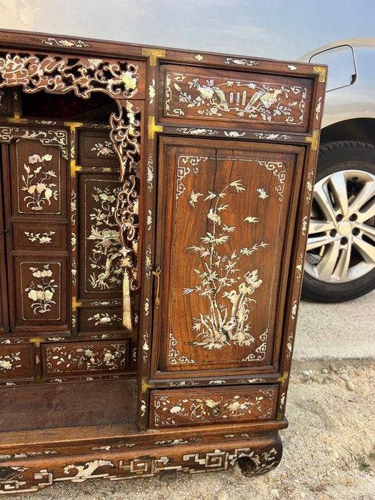 Meuble d’appui asiatique ancien en bois incrusté de nacre -, Antiek en Kunst, Antiek | Overige Antiek