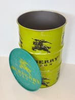 Rob VanMore - Barrel Burberry