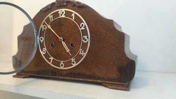Pendule - Junghans - Art Deco Eiken - coromandel -chrome -, Antiek en Kunst