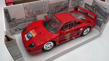 Hot Wheels 1:18 - Modelauto - Ferrari F40 - (cod.D25)