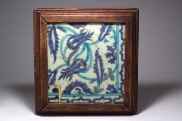 Iznik tile with tulip design - Céramique - Middle East -, Antiquités & Art
