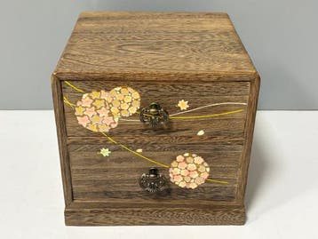 Kabinet - Hout, Metaal - Japan - Traditionele kleine kist, Antiek en Kunst