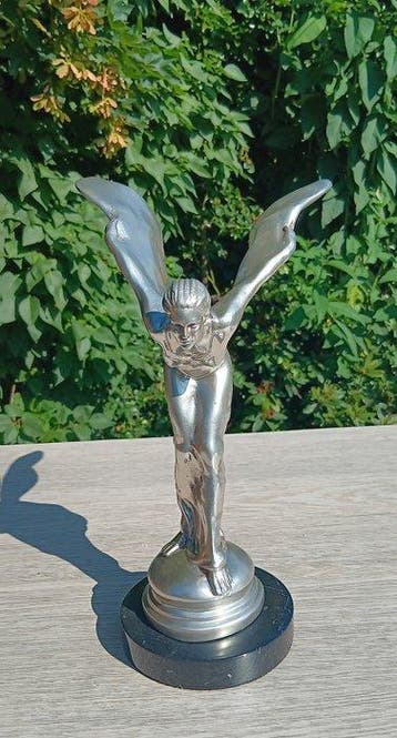 sculptuur, Gepatineerd brons mascottebeeld - 28 cm -