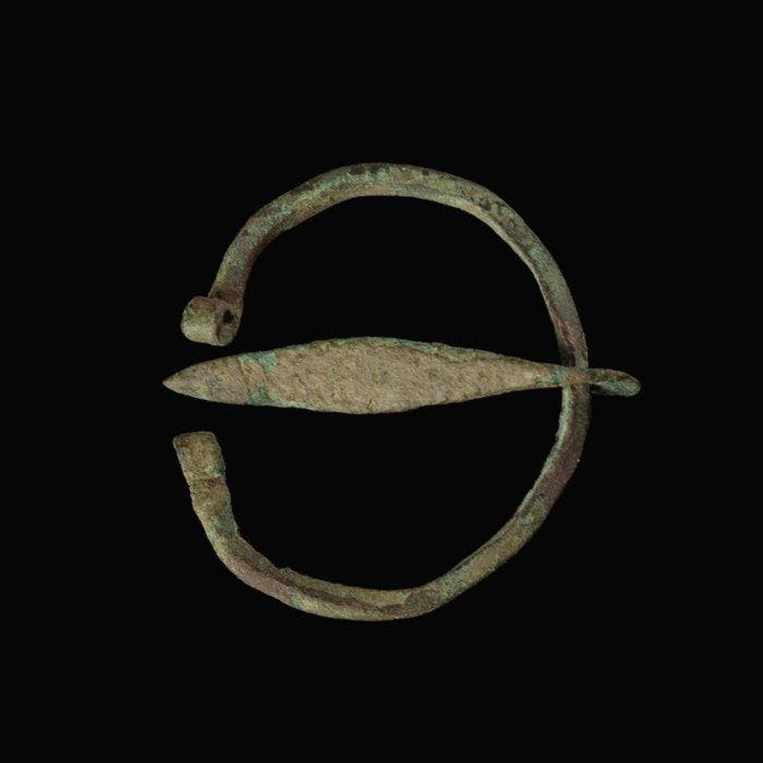 Viking periode Brons Omega-broche (Zonder minimumprijs), Antiquités & Art, Antiquités | Autres Antiquités