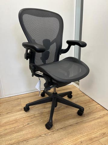 Herman Miller Aeron Remastered Maat C - Zo Goed Als Nieuw!, Verzenden, Zwart, Zo goed als nieuw, Bureaustoel