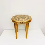 Table dappoint - Cerisier - Boîte à musique