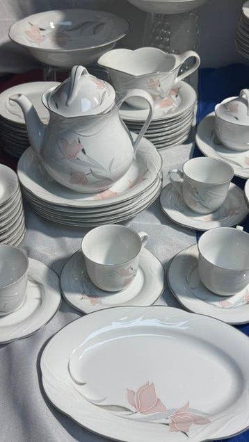 Winterling Marktleuthen - Service de table (72) - Porcelaine