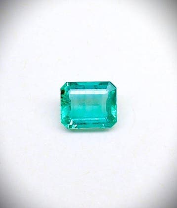 Groen Smaragd - 1.44 ct - Antwerp Laboratory for Gemstone