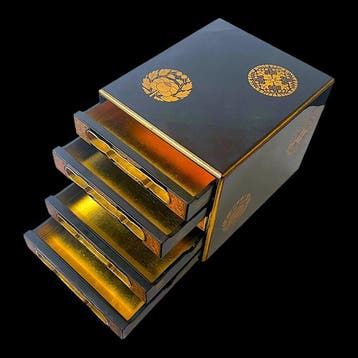 Five-Tier Fully Gold Leaf-Lined Gobunsh Cabinet () –