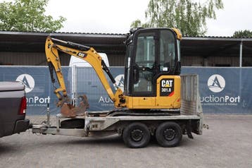 Veiling: Minigraver Caterpillar 301.8 Diesel 15.7kW Met Aanh, Ophalen
