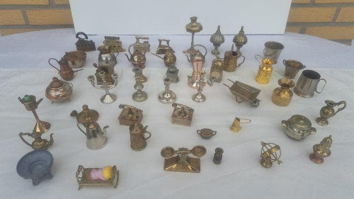 Themacollectie - Verzameling miniaturen uit het begin van de, Antiek en Kunst, Antiek | Speelgoed