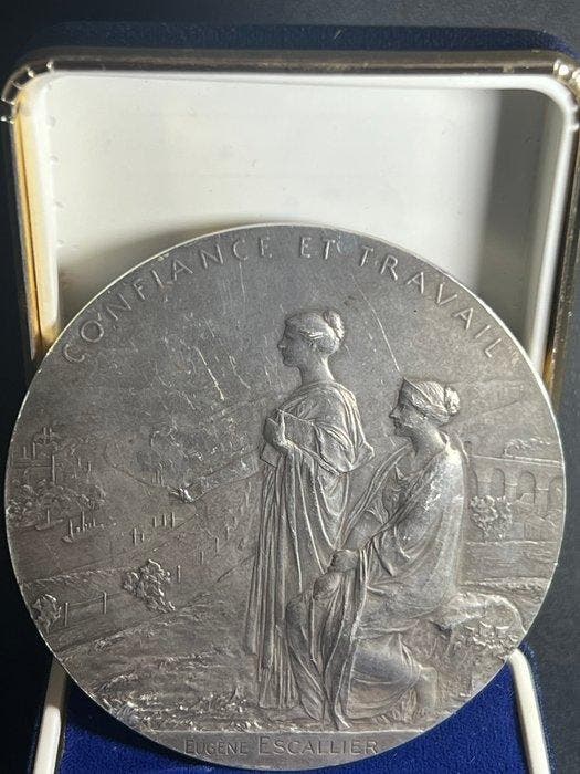 Frankrijk. Silver medal Centenaire de la Banque de France,, Postzegels en Munten, Munten en Bankbiljetten | Toebehoren