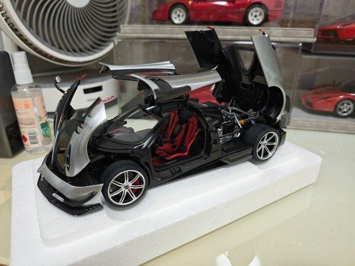 Autoart 1:18 - Modelauto - Pagani Huayra BC - (zeer zeldzame, Hobby & Loisirs créatifs, Voitures miniatures | 1:5 à 1:12