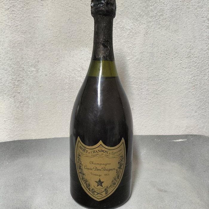 1975 Dom Pérignon - Champagne Brut - 1 Bouteille (0,75 l), Verzamelen, Wijnen