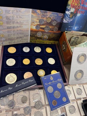 Wereld. Partij diverse munten, penningen, bankbiljetten +