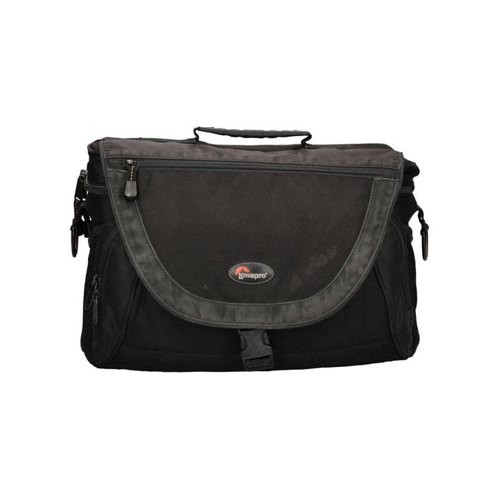 Lowepro Nova 5 Schoudertas met garantie, Audio, Tv en Foto, Foto | Cameratassen, Gebruikt, Ophalen of Verzenden