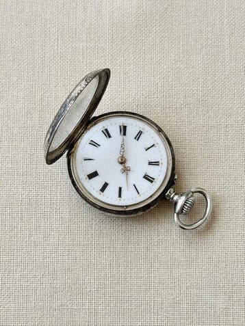 Montre de col / petite montre à gousset en argent massif –, Nieuw