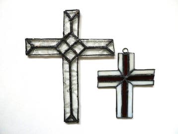 Kruis (9) - Glas-in-lood - Diverse jaren - Crucifix, Antiek en Kunst