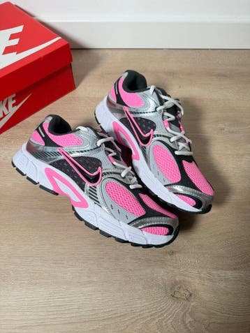 Nike - Sneakers - Maat: EU 44 - Nieuw met tags, Nieuw