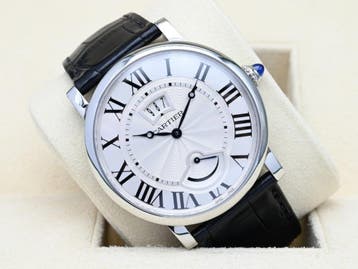 Cartier Rotonde Ref. W1556369 Year 2017 (Box & Papers), Handtassen en Accessoires, Horloges | Heren, Overige merken, Leer, Staal