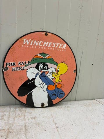 Winchester Rifles and Shotguns – Sylvester & Tweety –