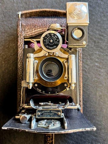 Eastman Kodak No. 3 Folding Pocket Kodak Model F – 118 Film