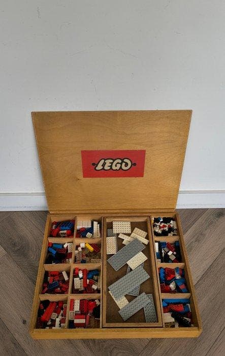 Lego Stenen - Classic - Vintage wooden collection box, Enfants & Bébés, Jouets | Duplo & Lego