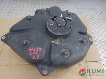 AdBlue tankpomp Mercedes W207 W212 W218 2124700200, Verzenden, Gebruikt, Mercedes-Benz
